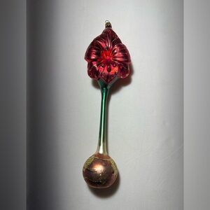 Smith & Hawkens Amaryllis flower and bulb Glass Ornament large Holiday Xmas